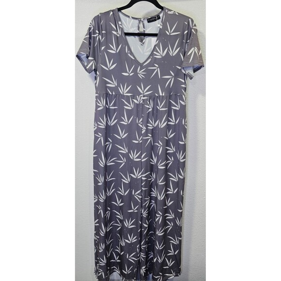 Bon Apple Tea Jumpsuit Romper Small Bamboo Leaves Polyblend Wide Leg Casual NWT - Picture 1 of 8